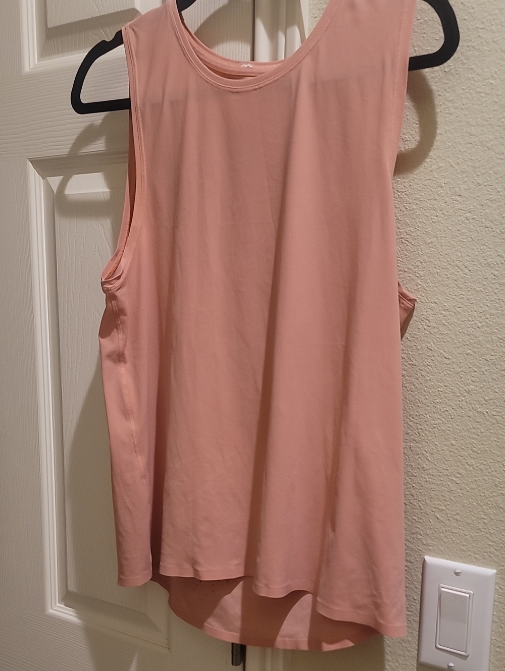 lululemon athletica Dusty Rose  Performance Tank